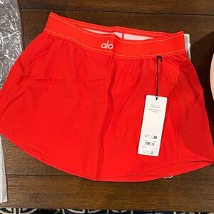 Match Point Tennis Skirt ALO Yoga Fiery Red Tennis Skirt